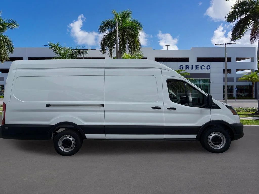 New 2026 Oxford White Ford Cargo Van image 7