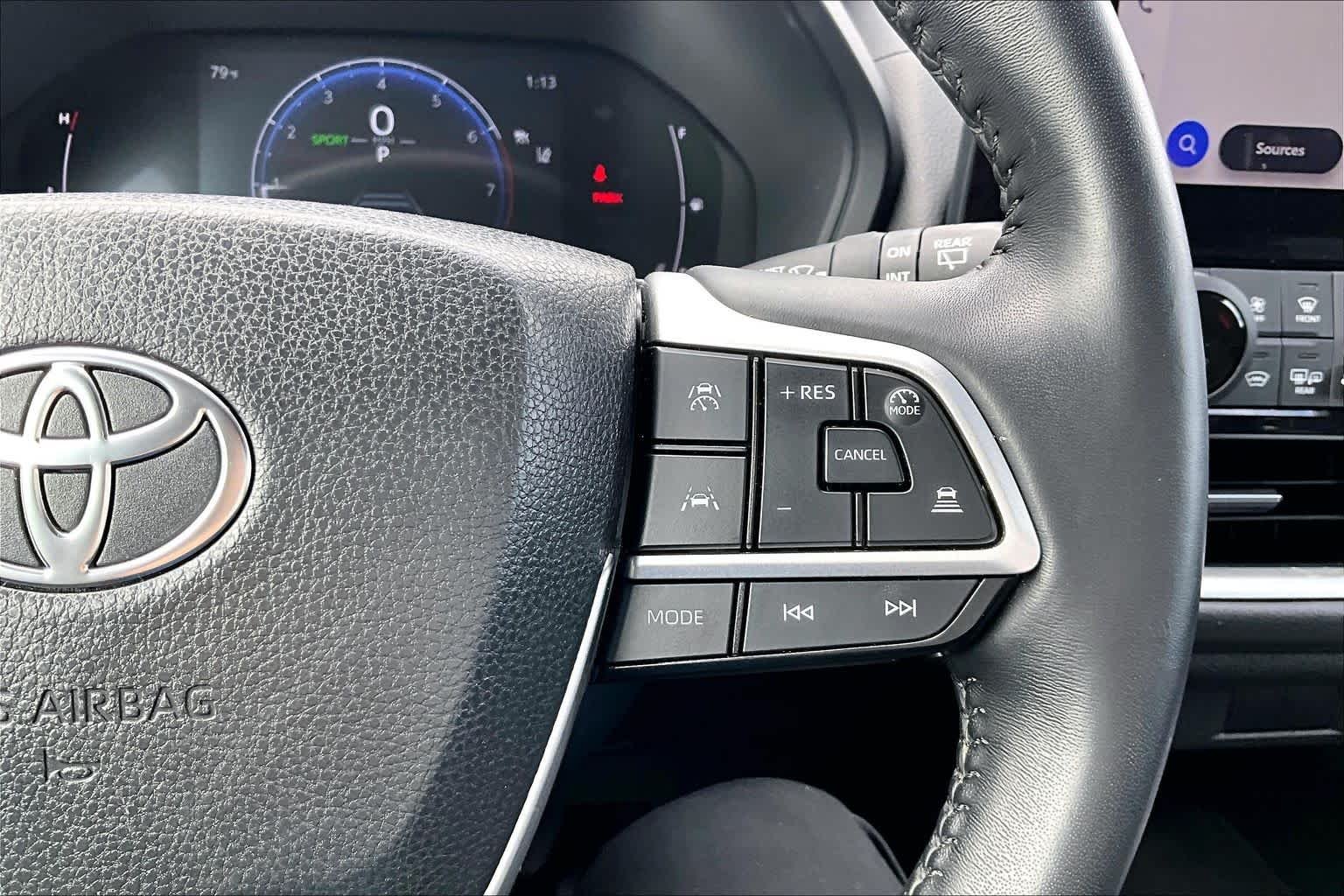 Used 2025 Midnight Black Metallic Toyota XLE image 22