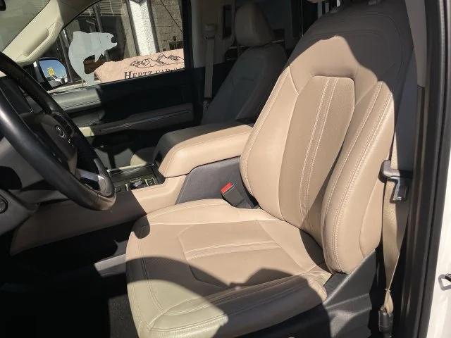 Used 2023 White Ford Limited image 11