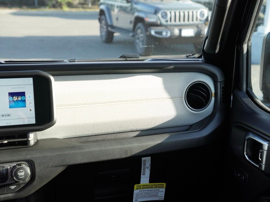 New 2026 Black Clear-Coat Exterior Paint Jeep Willys image 24