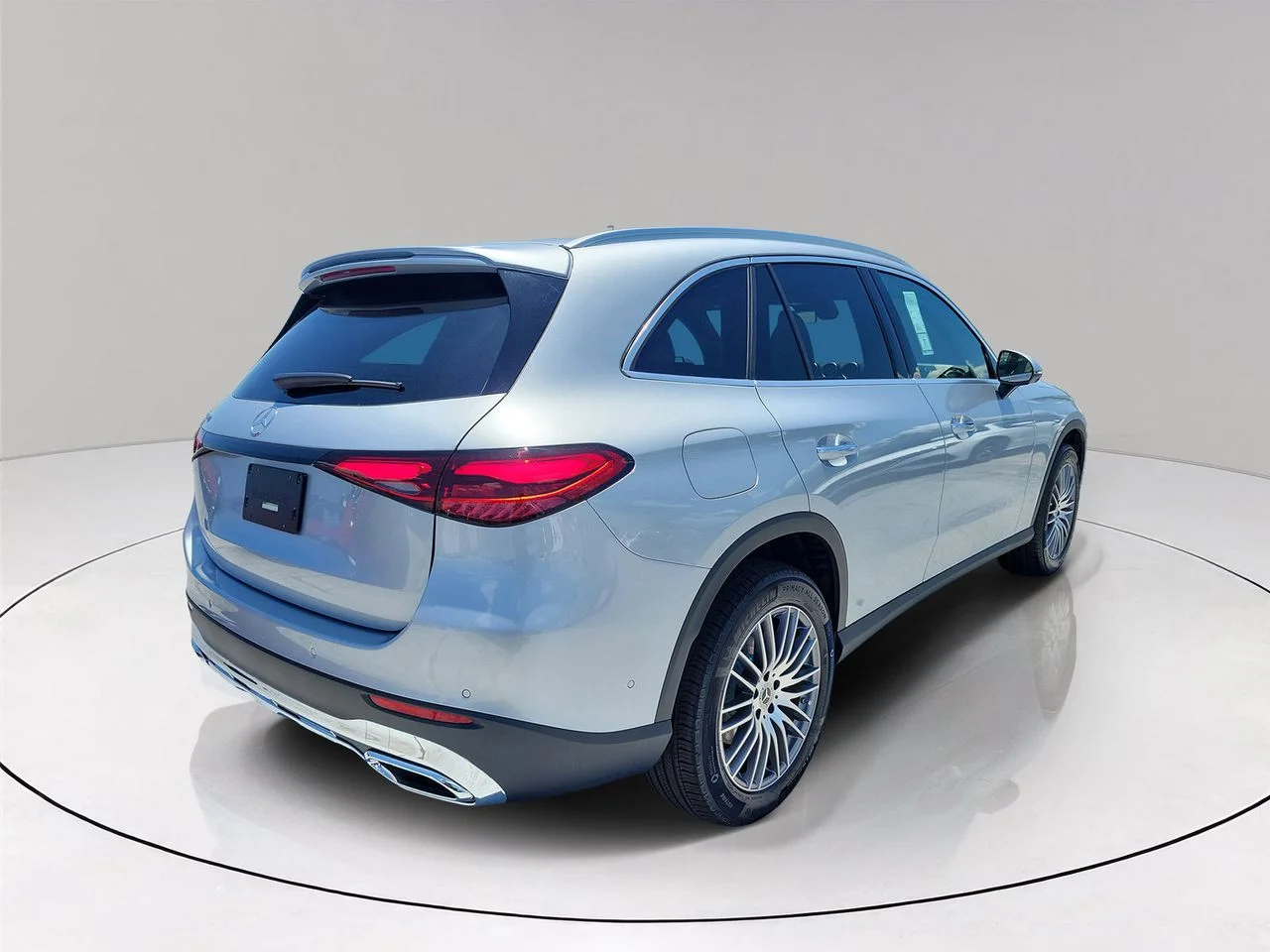 New 2026 Cirrus Silver Metallic Mercedes-Benz GLC 300 image 6