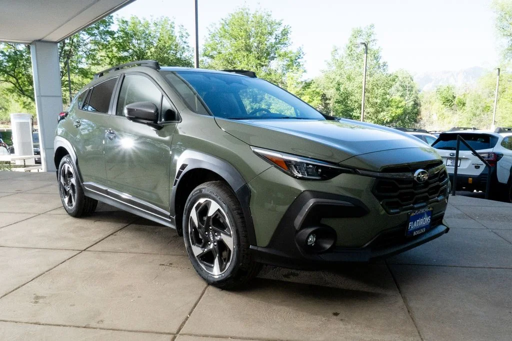 New 2026 ALPINE GREEN Subaru Limited image 2