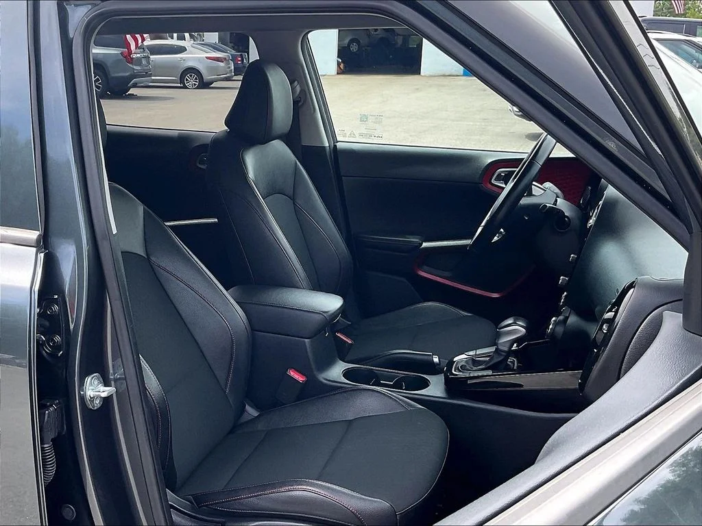 Used 2023 Gravity Gray Kia GT-Line image 11
