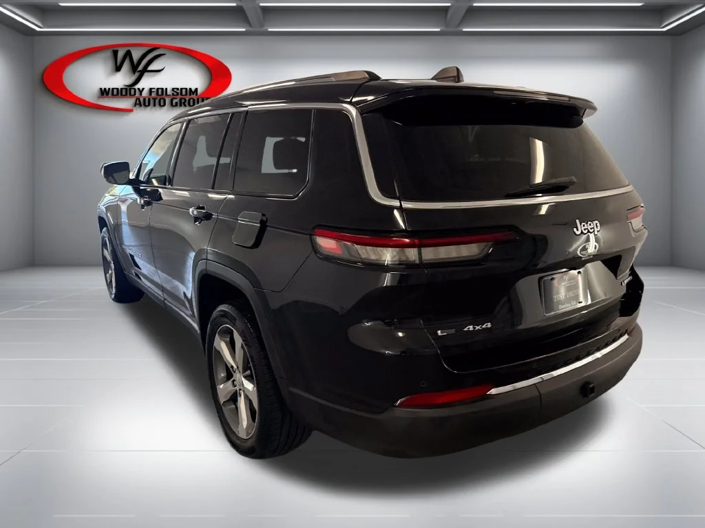 Used 2021 Black Jeep Limited image 9