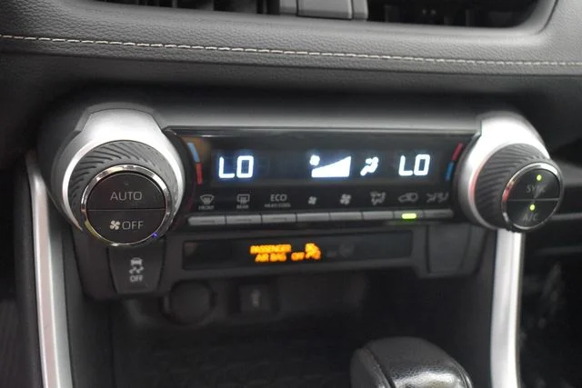 Used 2022 Black Toyota XLE image 29