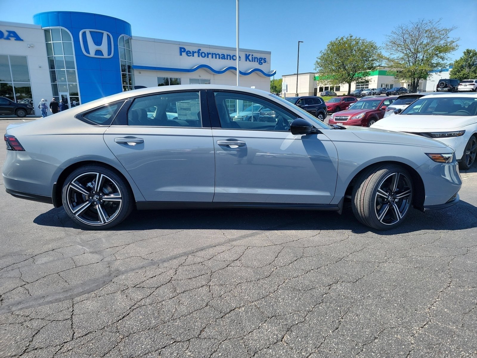 New 2026 Urban Gray Pearl Honda SE image 28