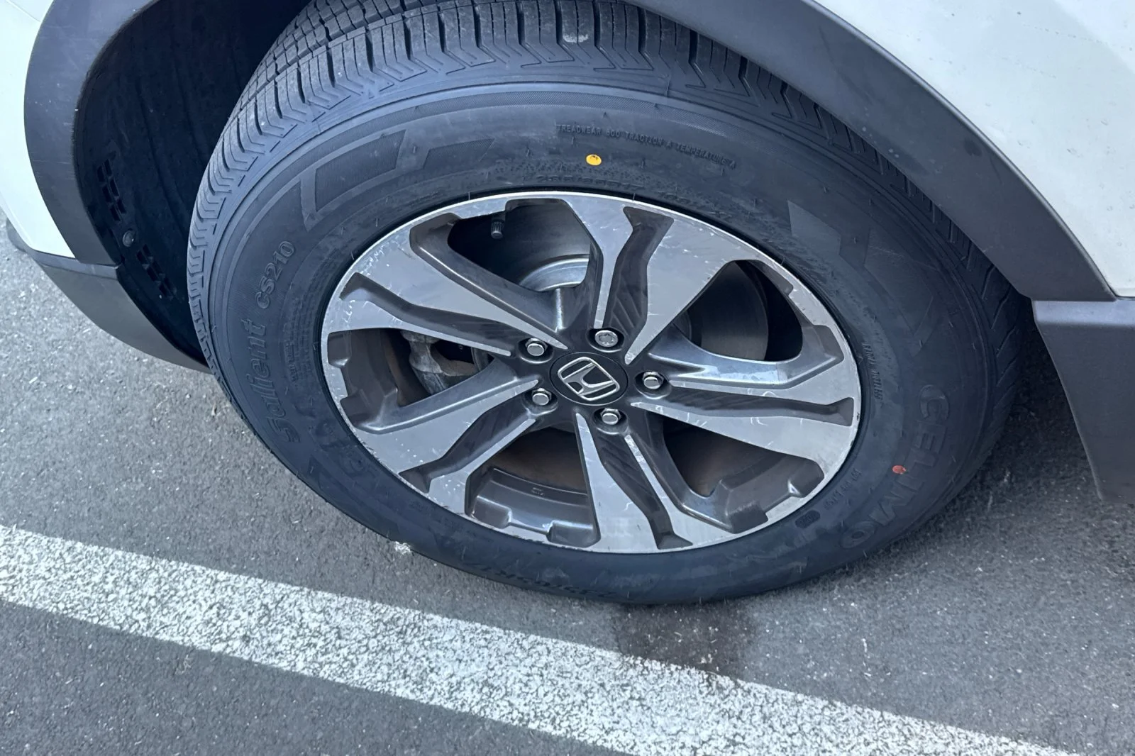 Used 2018  Honda LX image 4