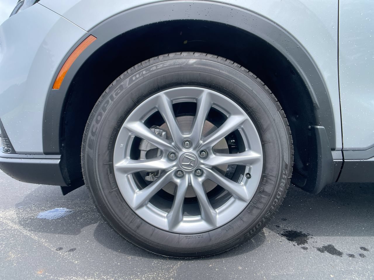 New 2026 Solar Silver Metallic Honda AWD EX image 10
