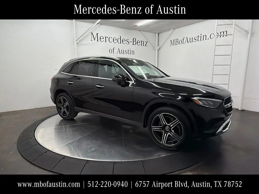 New 2027 Black Mercedes-Benz GLC 300 image 1