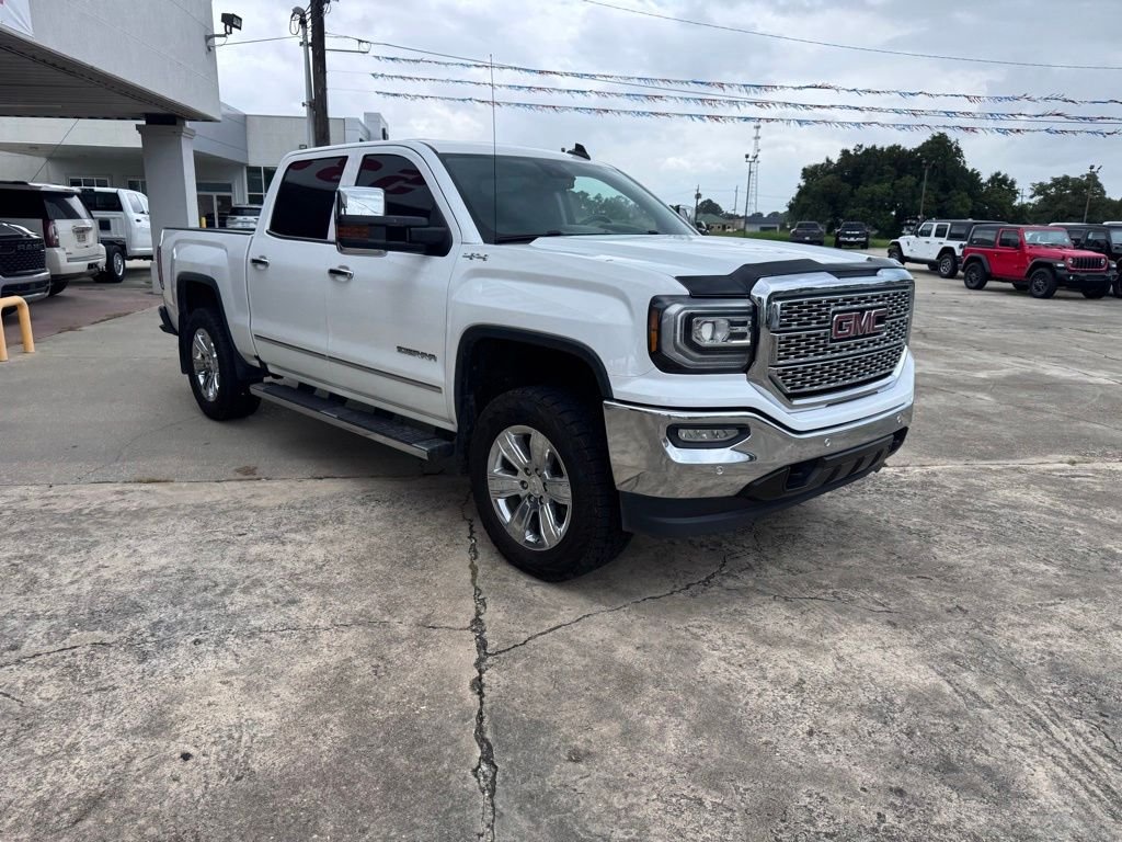 Used 2018 White GMC SLT image 8