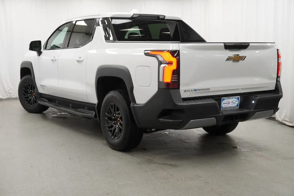 New 2026 Summit White Chevrolet LT - Extended Range image 2