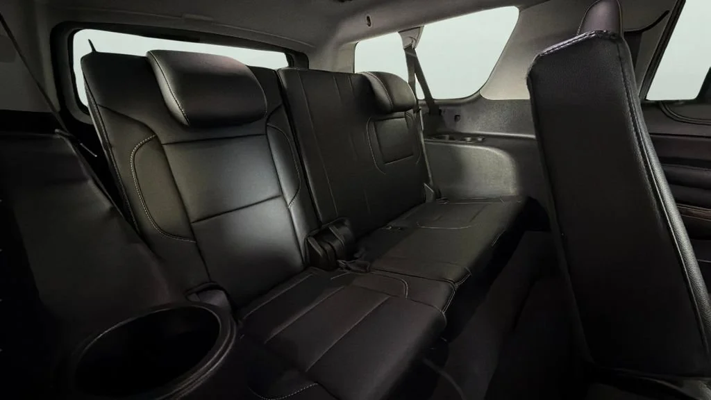 Used 2019 SHADOW GRAY METALLIC Chevrolet LT image 29