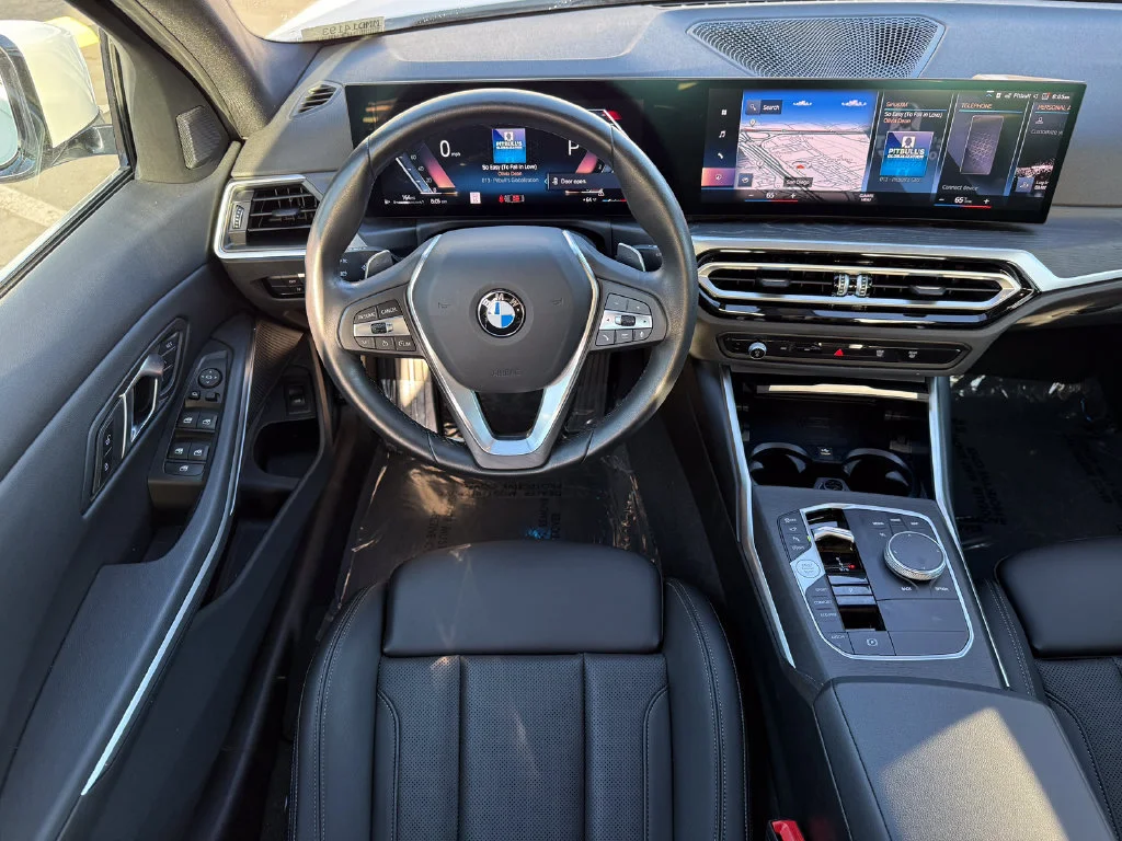 Used 2024  BMW NA image 18