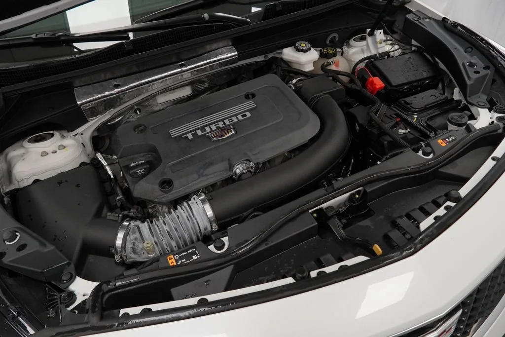 Used 2023 Crystal White Tricoat Cadillac Sport image 42