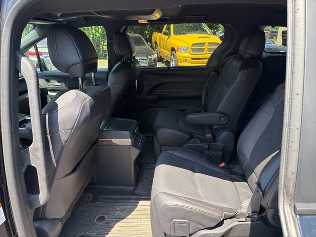 Used 2025 Black Toyota Platinum image 7