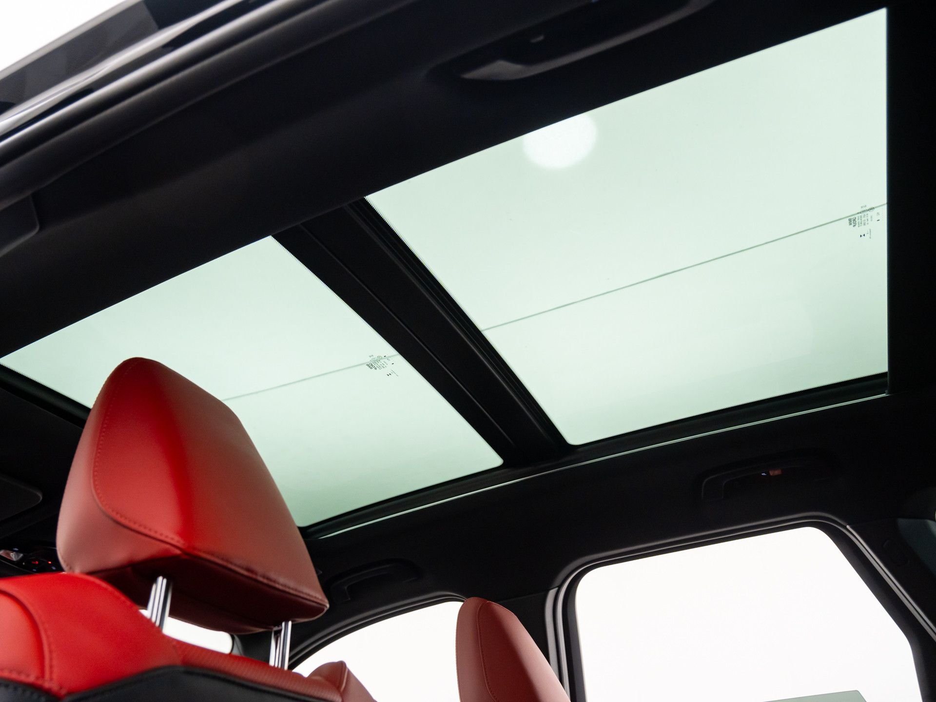 2025 BMW X1 28i - Photo 17