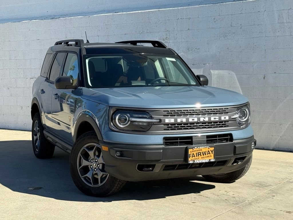 New 2024 Azure Gray Tinted Clearcoat Ford Badlands® image 2