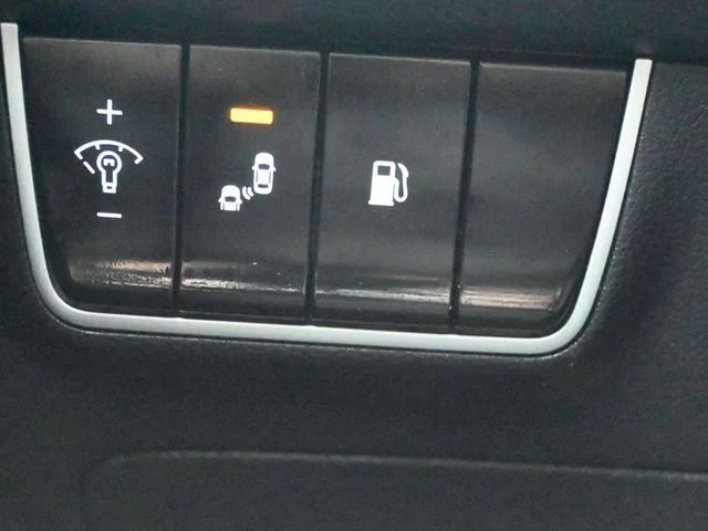 Used 2019 Black Kia Base image 34