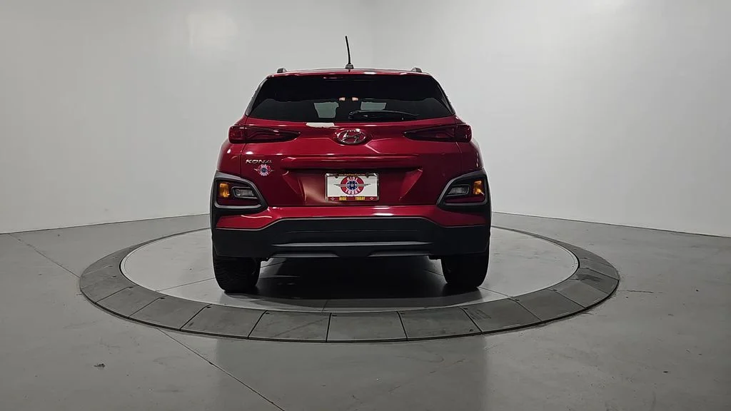 Used 2021 Red Hyundai SEL image 4