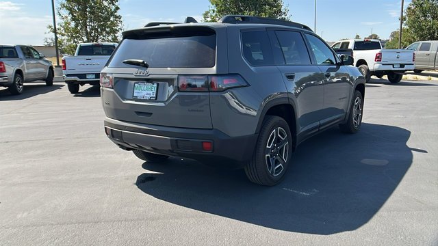 New 2026 Sting-Gray Clearcoat Jeep Laredo image 3