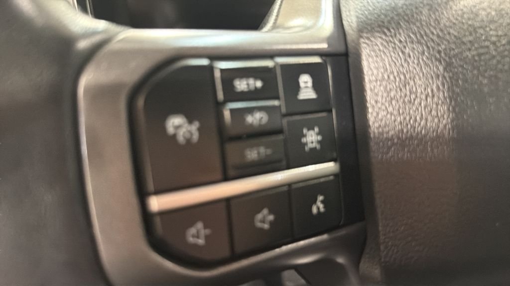 Used 2024 Gray Ford Lariat image 17