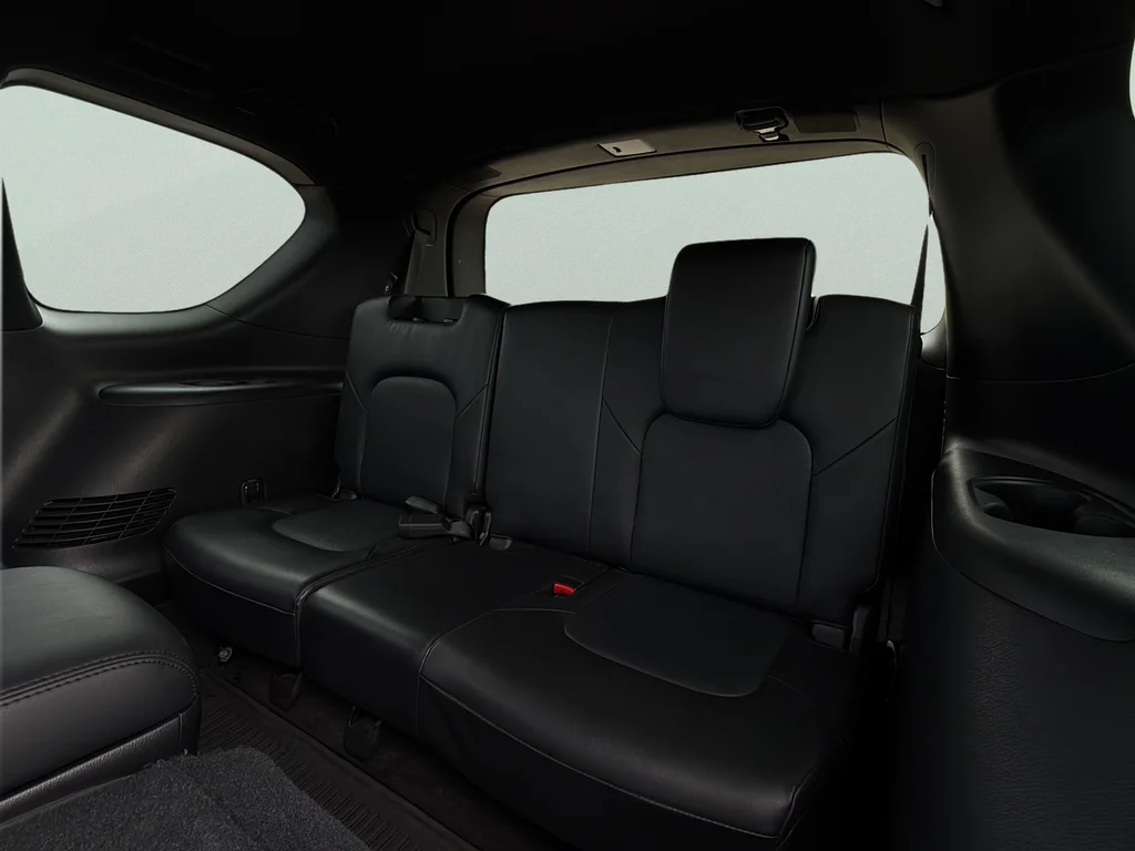 Used 2021 Super Black Nissan SL image 34