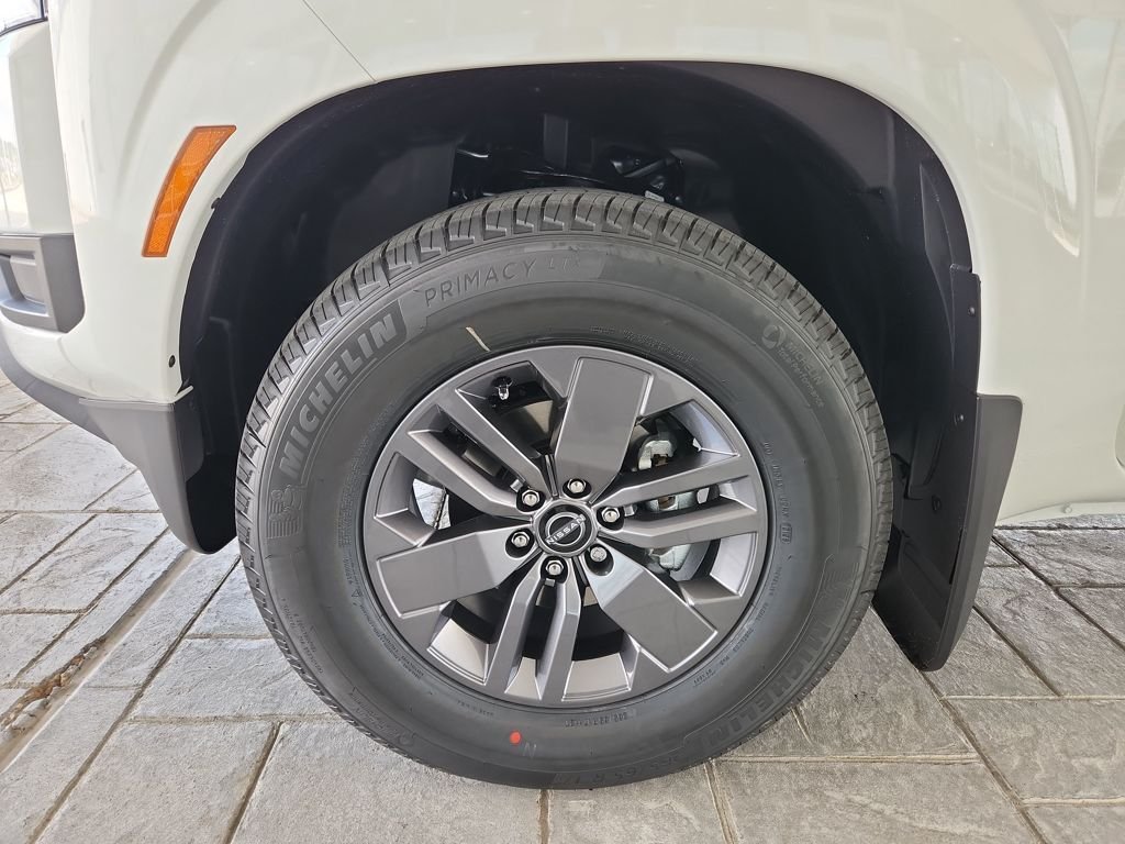 New 2026 Glacier White Nissan SV image 28