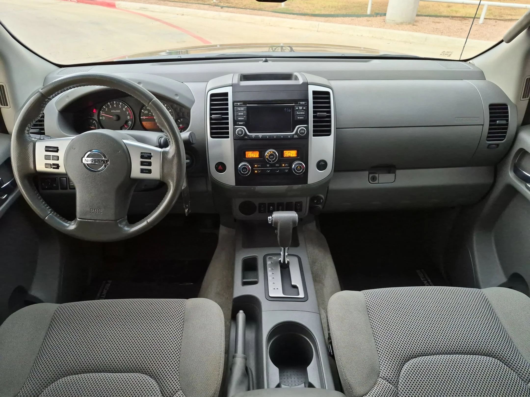 Used 2018 Gray Nissan SV image 24