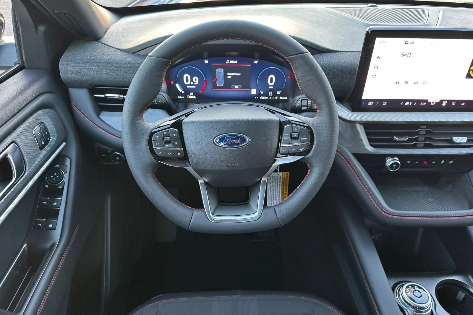 2026 Ford Explorer ST-Line - Photo 10