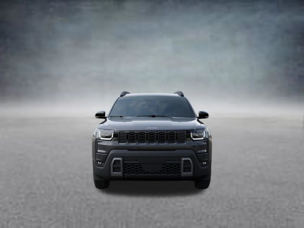 New 2026 Sting-Gray Clear-Coat Exterior Paint Jeep Limited image 6