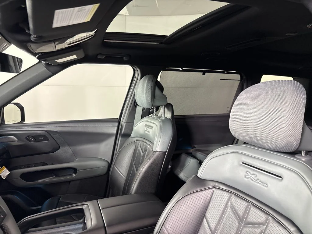 New 2027 Ebony Black Kia X-LINE SX image 34