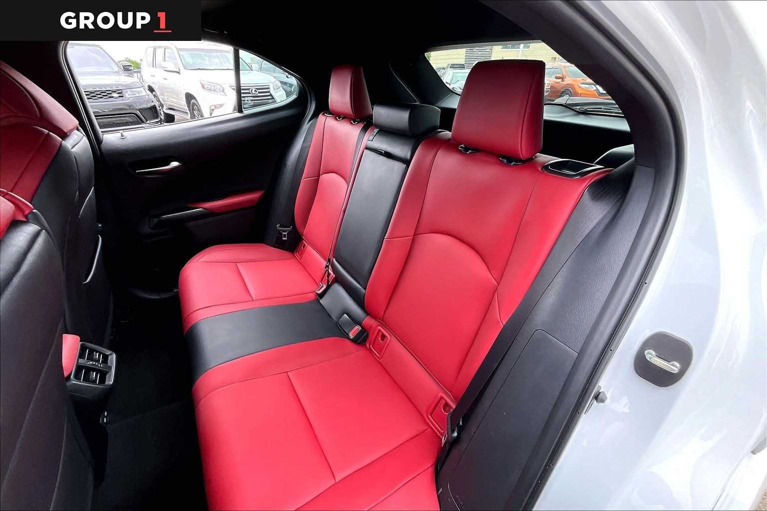 Certified Used 2024 ULTRA WHITE Lexus F SPORT Handling image 18