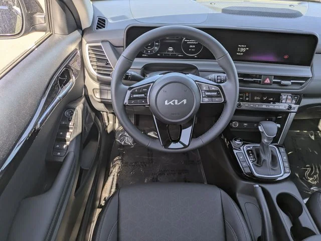 New 2026 Gravity Gray Kia EX image 17