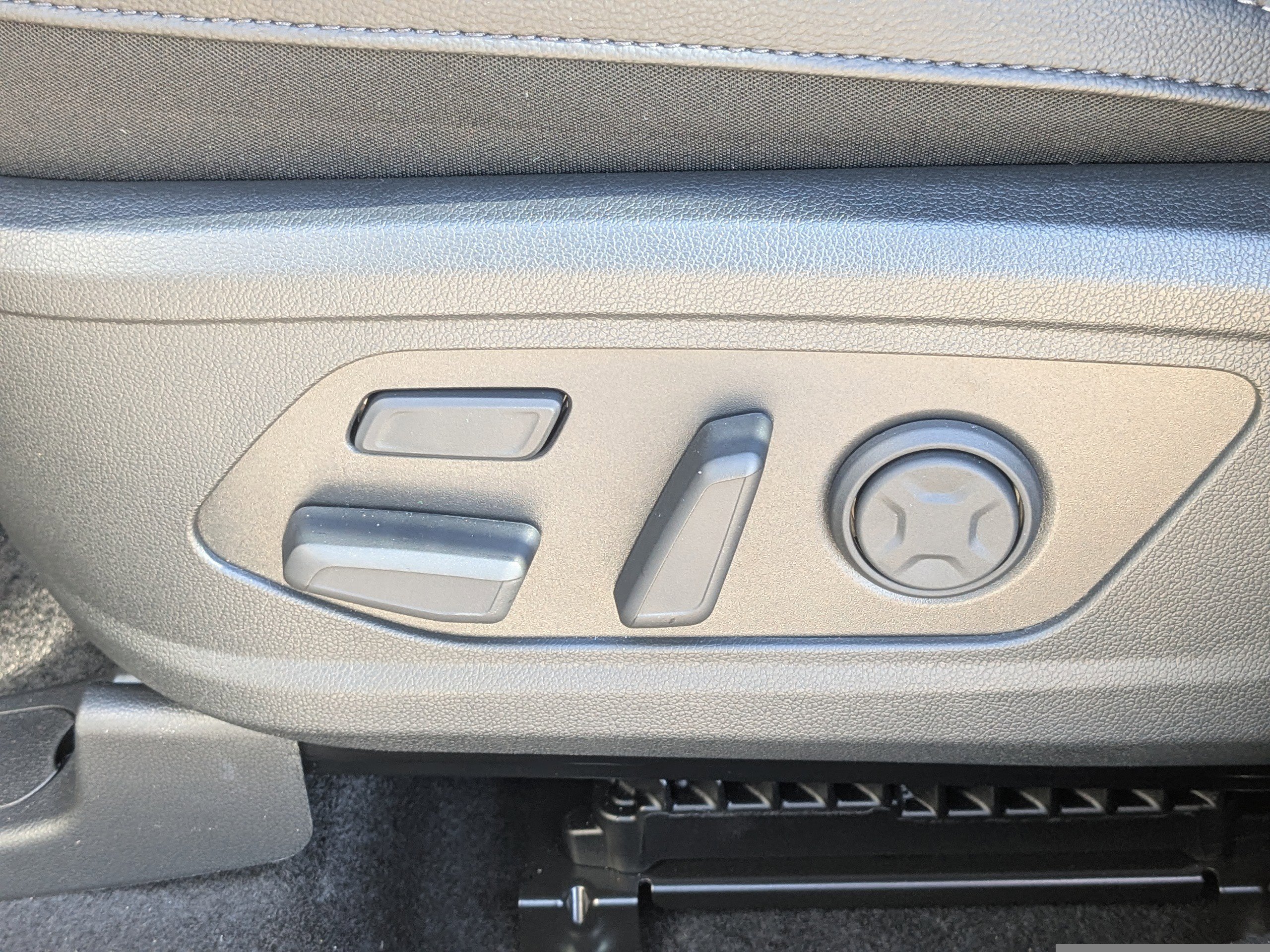 New 2026 Interstellar Gray Kia X-Line SX Prestige AWD image 23
