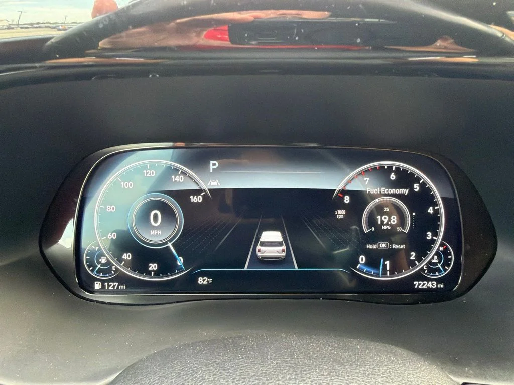 Used 2021 White Hyundai Calligraphy image 13