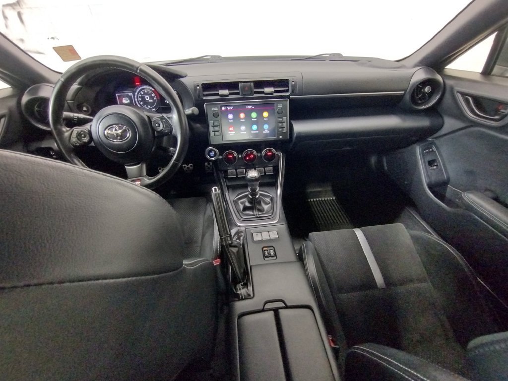 Used 2023 White Toyota Premium image 34