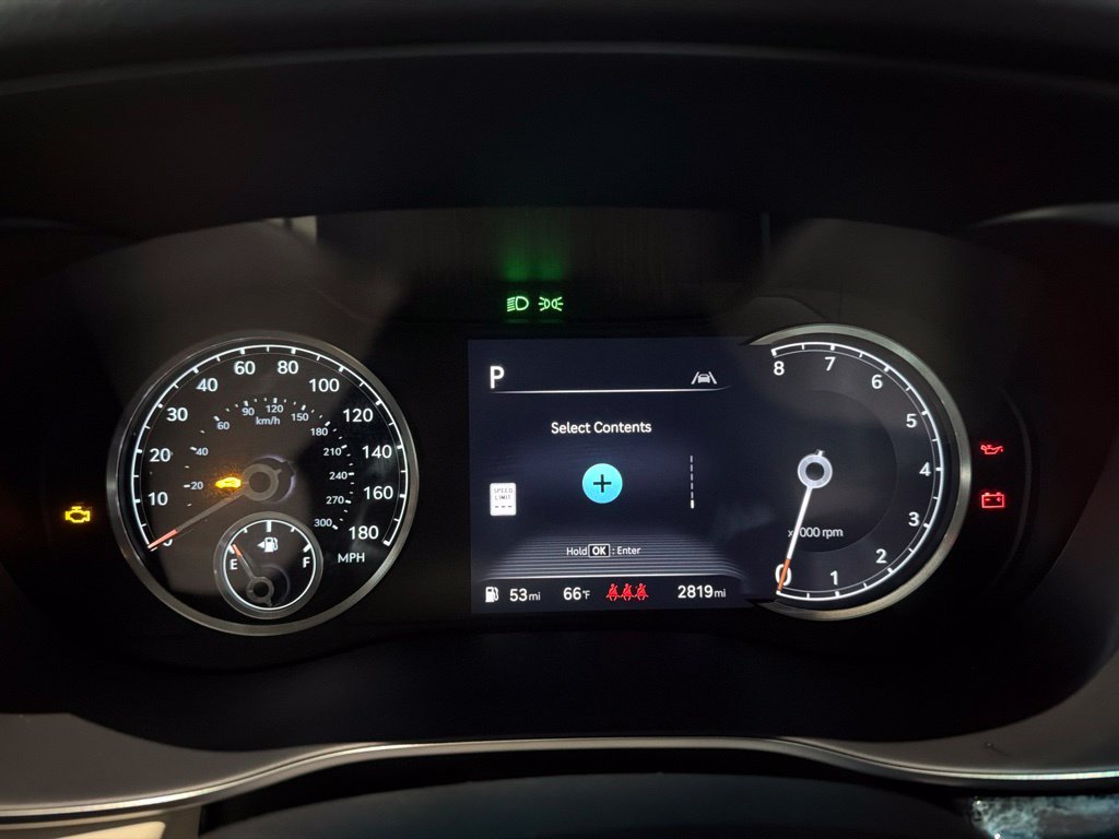 2026 GENESIS G70 Standard - Photo 9