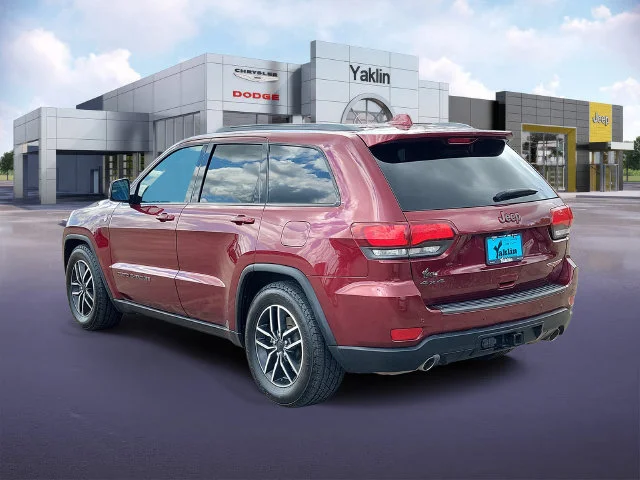 Used 2020 Red Jeep Trailhawk image 3