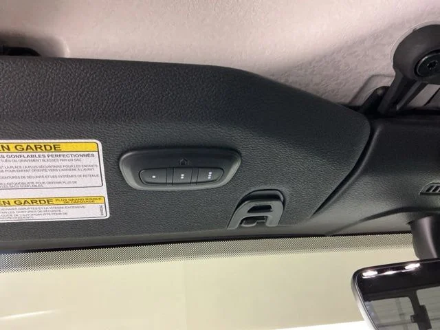 Used 2023 Silver Jeep Mojave image 22