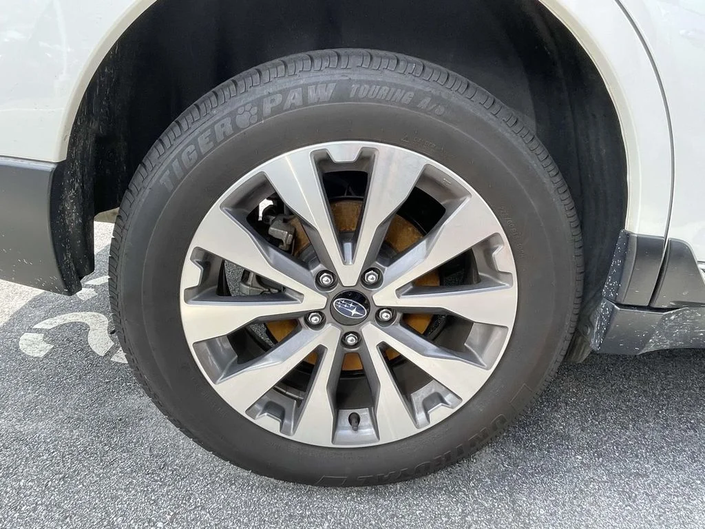 Used 2019 Crystal White Pearl Subaru Touring image 5