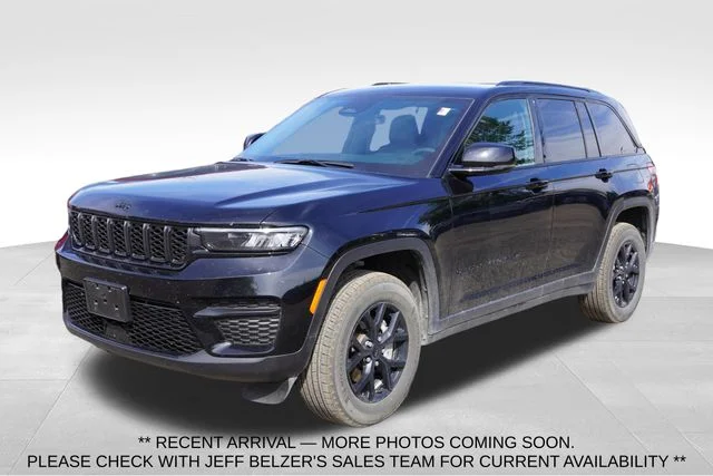 Used 2025 Black Jeep Altitude image 1