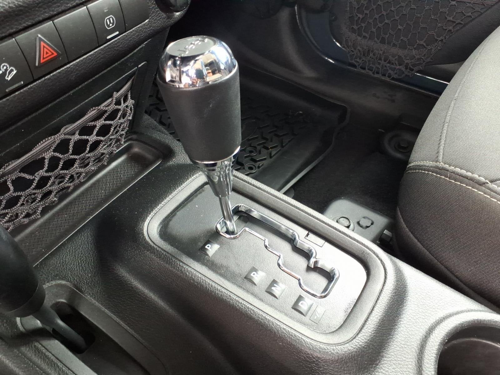 Used 2017 Granite Crystal Metallic Clearcoat Jeep Rubicon image 6