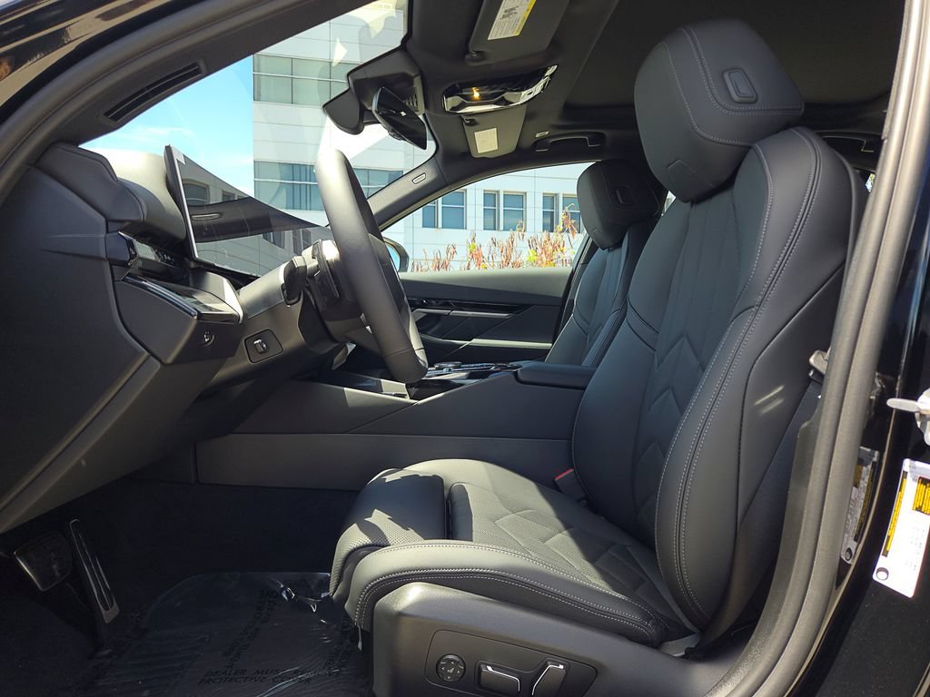 New 2026 Black Sapphire Metallic BMW 530i image 8