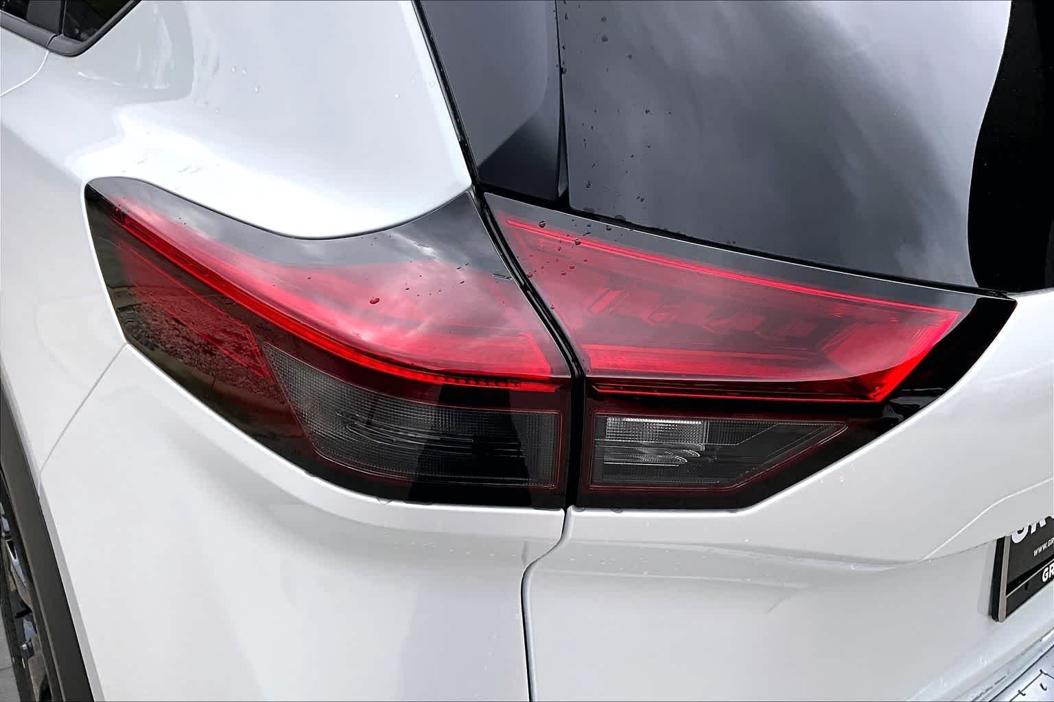 New 2026 Everest White Pearl TriCoat Nissan SV image 12