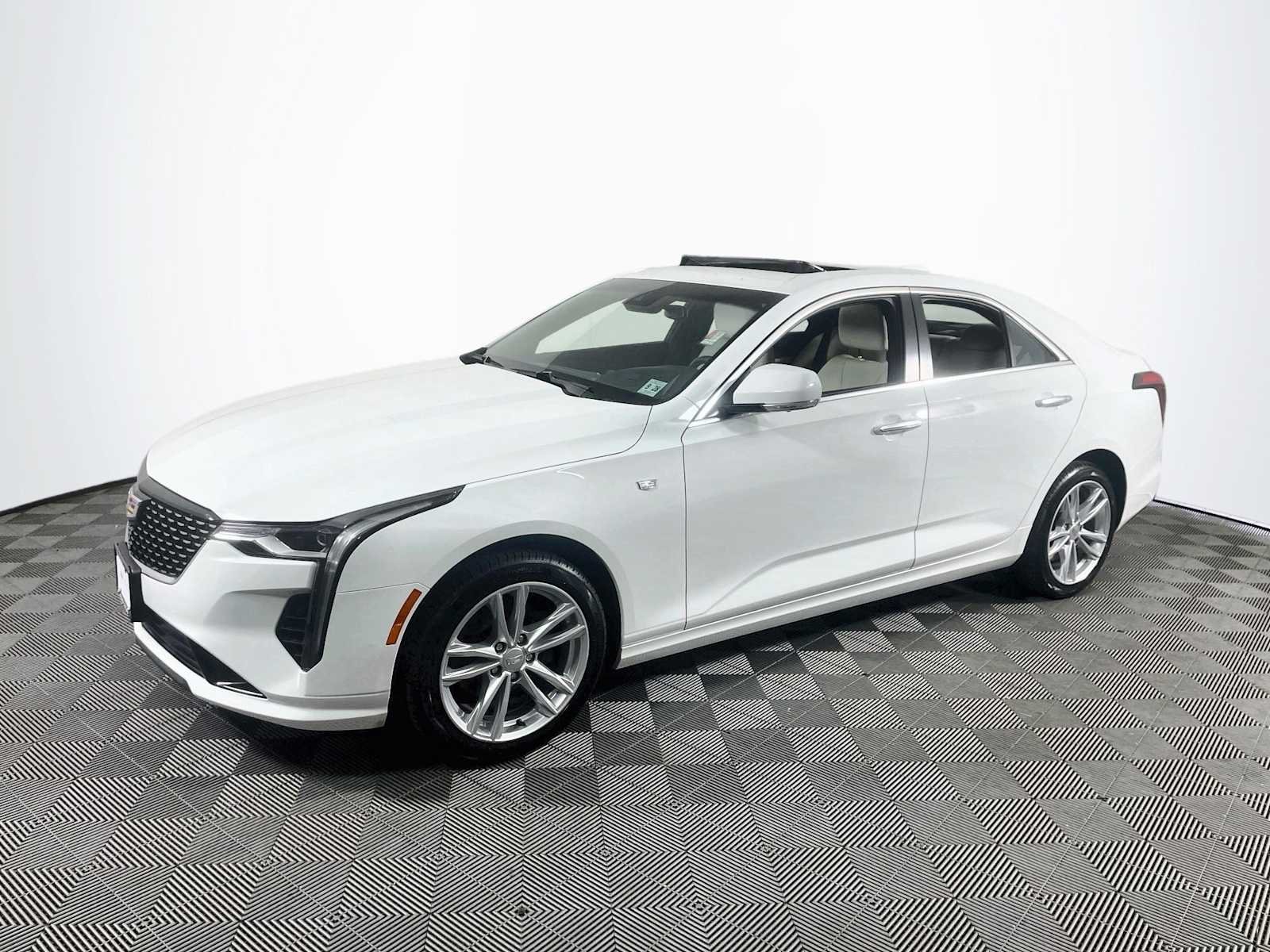 2024 Cadillac CT4