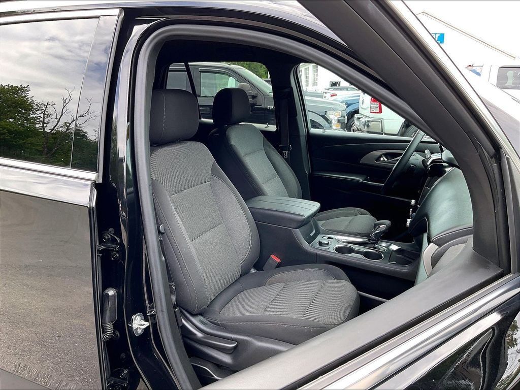 Used 2023 Black Chevrolet LT image 11