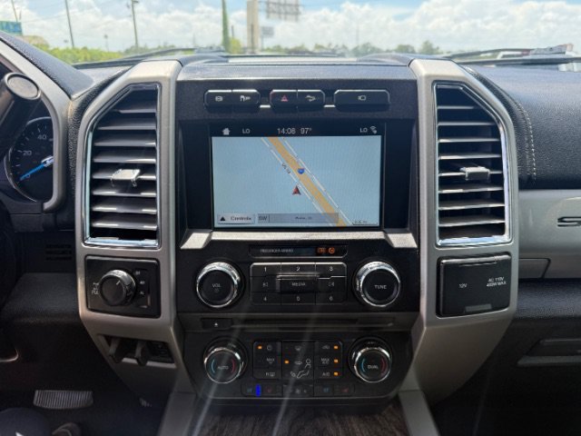 Used 2017 Silver Ford Lariat image 17