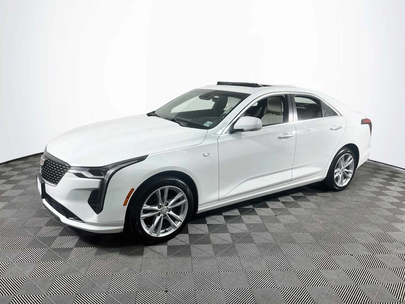 2024 Cadillac CT4 Luxury