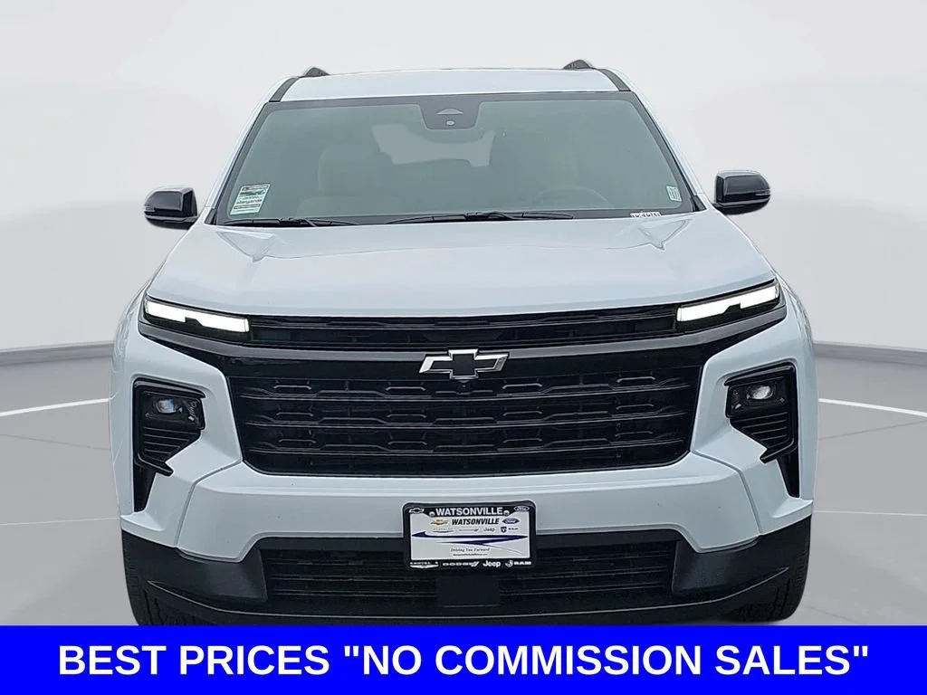 New 2026 Polar White Tricoat Chevrolet LT image 8