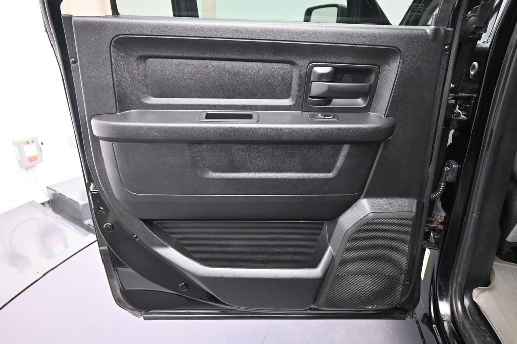 Used 2014 Black Clearcoat Ram Express image 25